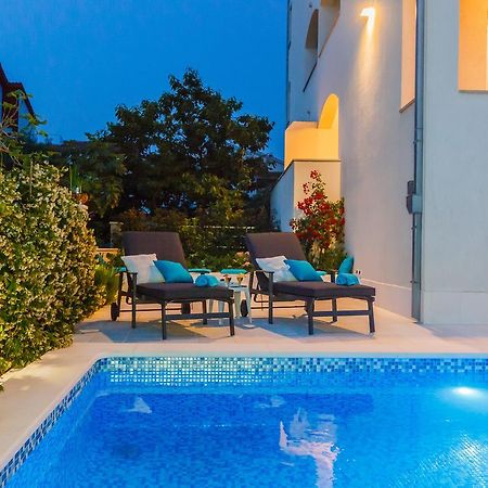 Villa Apartments Katja โตรกีร์ ภายนอก รูปภาพ