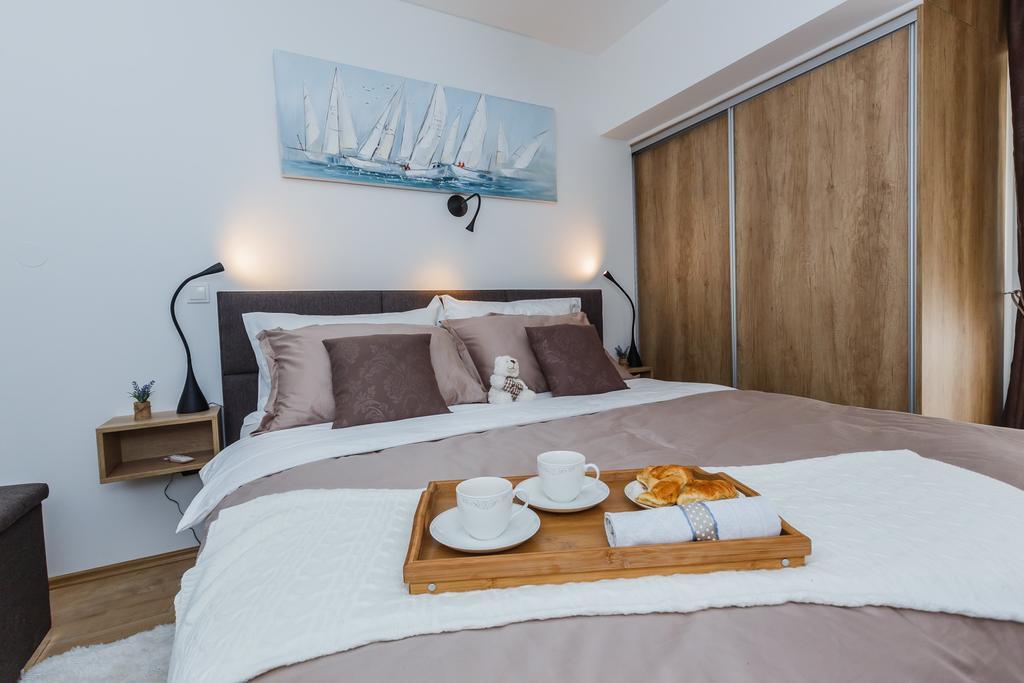 Villa Apartments Katja โตรกีร์ ภายนอก รูปภาพ