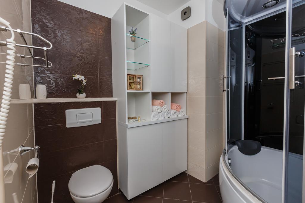 Villa Apartments Katja โตรกีร์ ภายนอก รูปภาพ