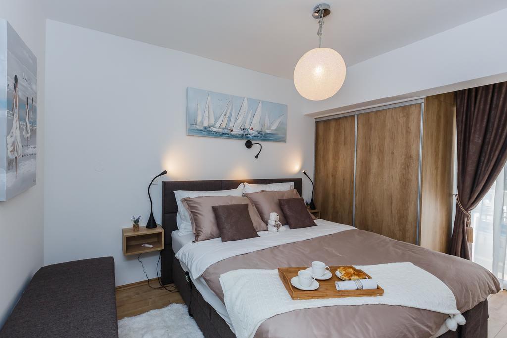 Villa Apartments Katja โตรกีร์ ภายนอก รูปภาพ