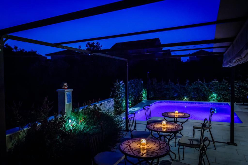 Villa Apartments Katja โตรกีร์ ภายนอก รูปภาพ